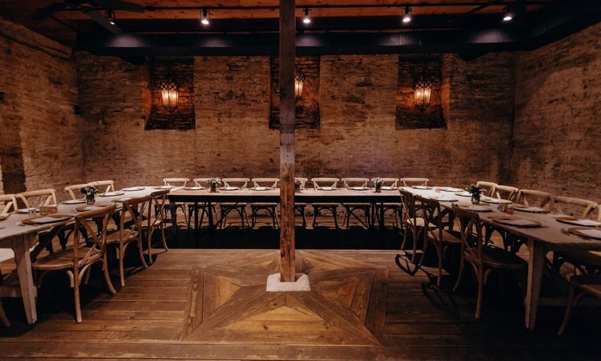Round Top Hotel | Hotel Lulu