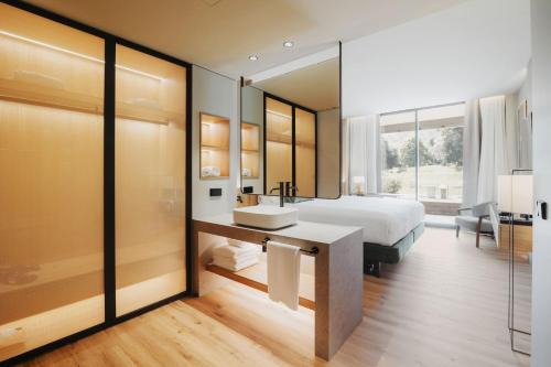 Sant Fruitos de Bages Hotel | Hotel Món Sant Benet