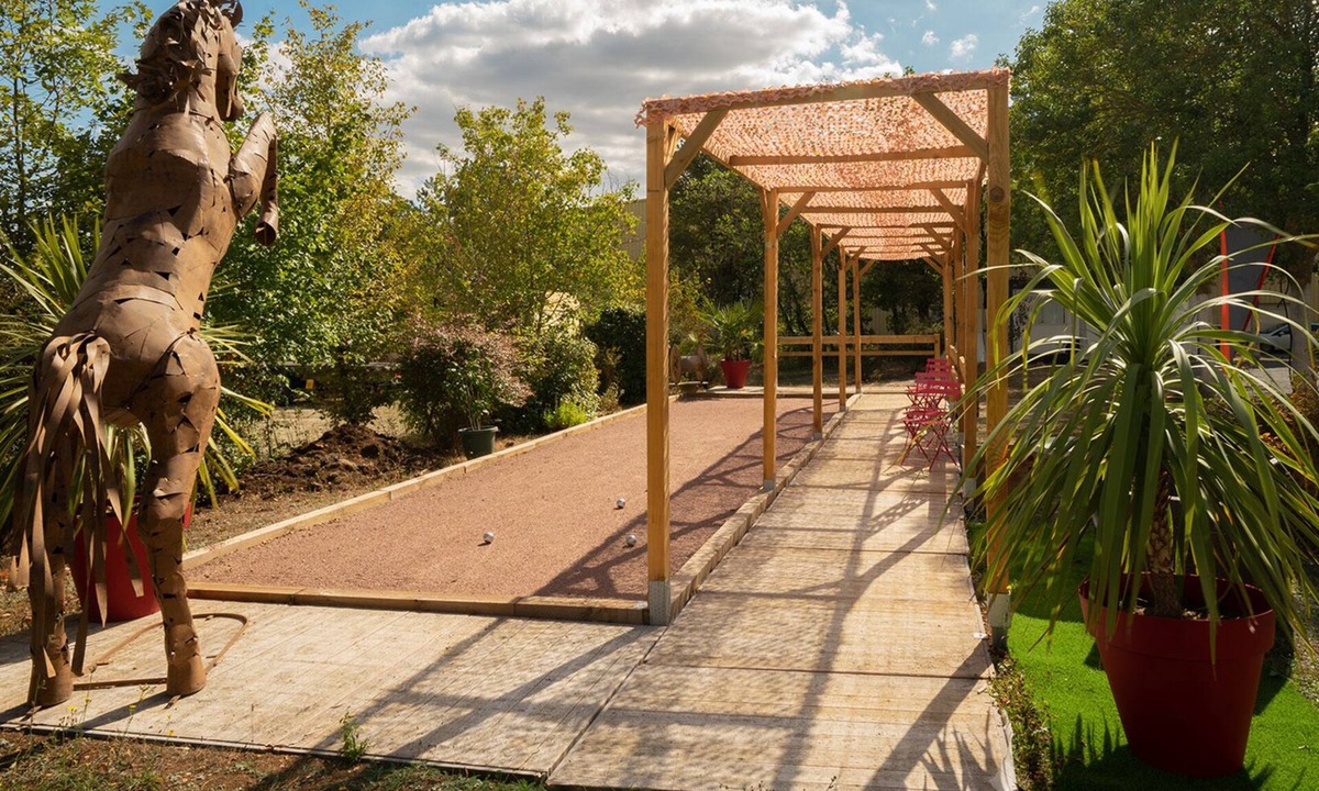 Poitiers Hotel | Hotel Mac Bed