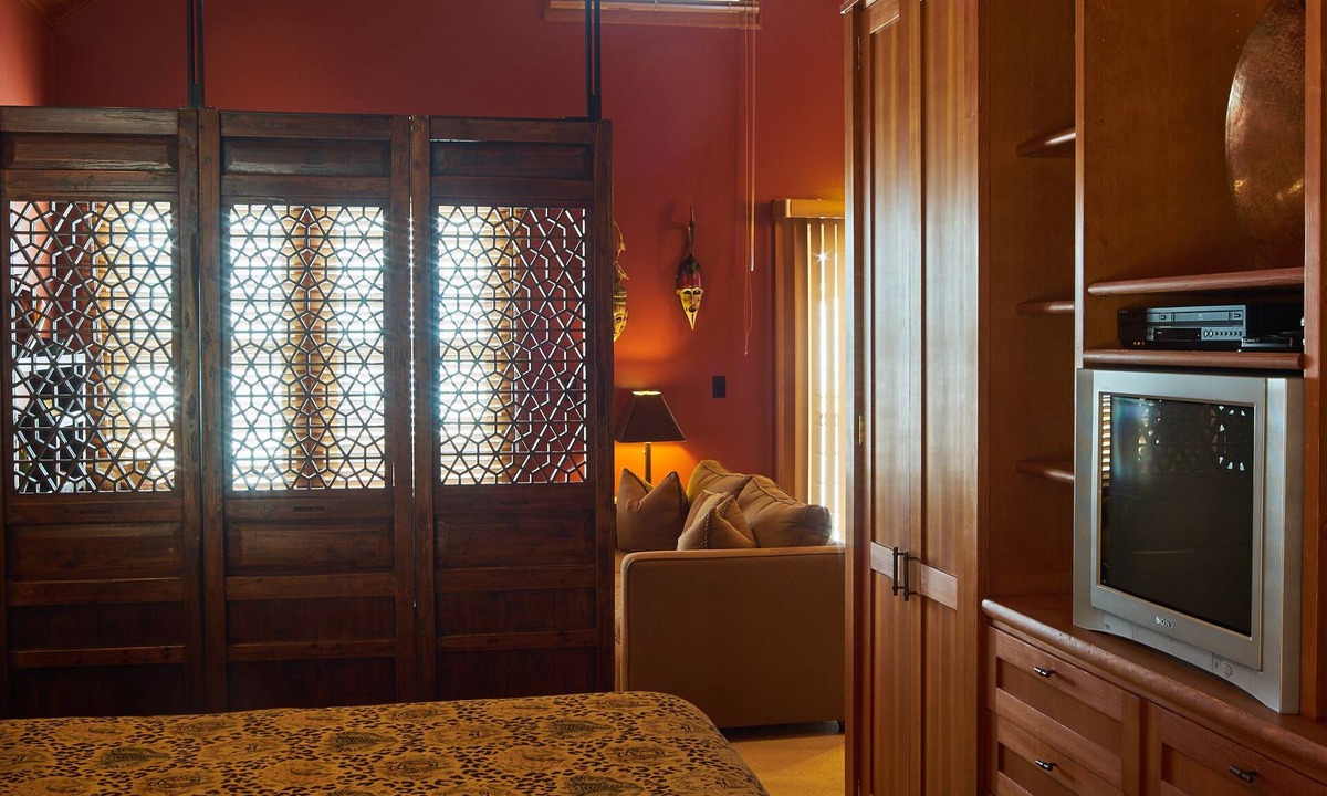 Point Richmond Hotel | Hotel Mac