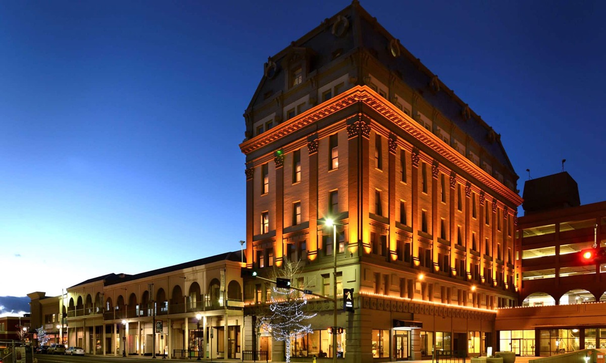 Brownstown Hotel | Hotel Maison Yakima Tapestry Collection by Hilton