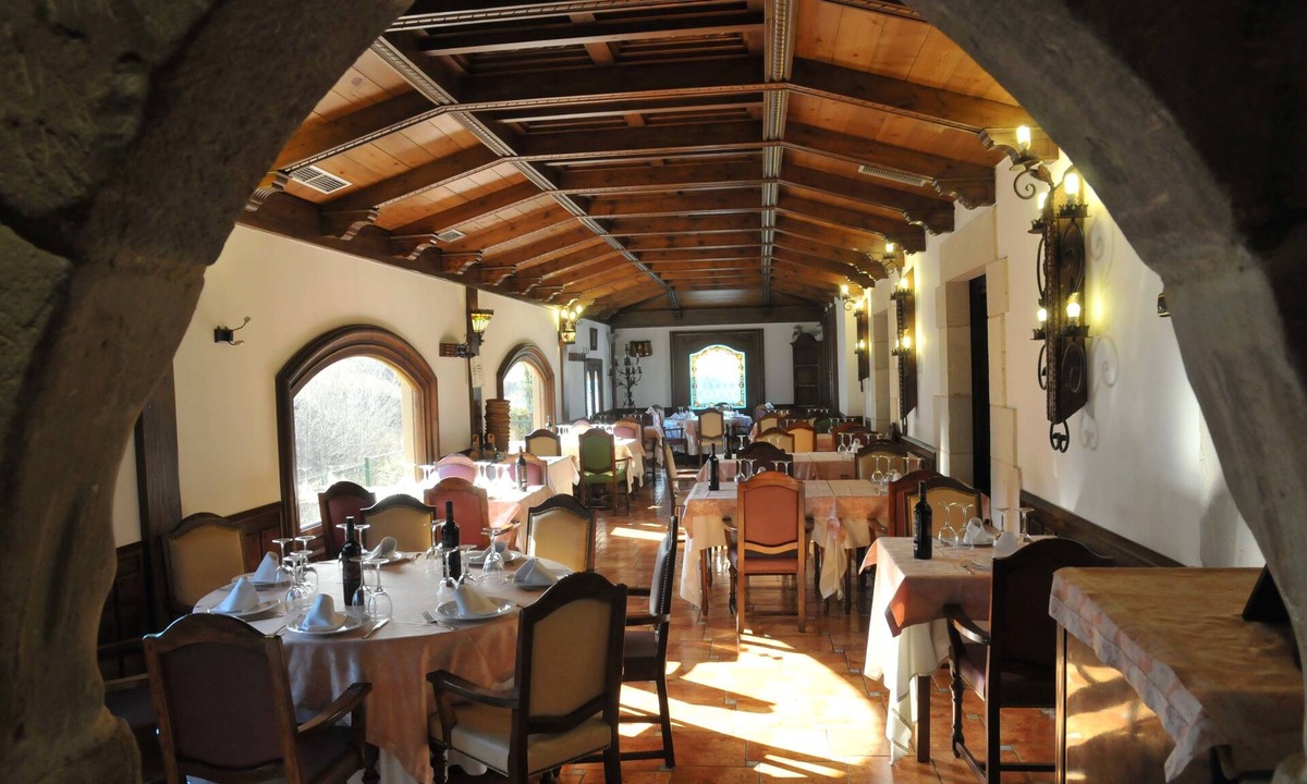Milagros Hotel | Hotel Milagros Rio Riaza
