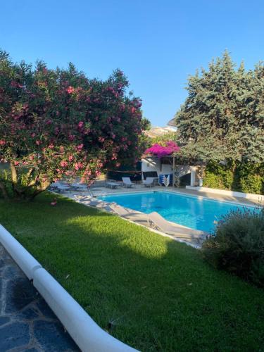 Portlligat Hotel | Hotel Misty