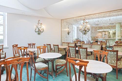 Rorschach Hotel | Hotel Mozart