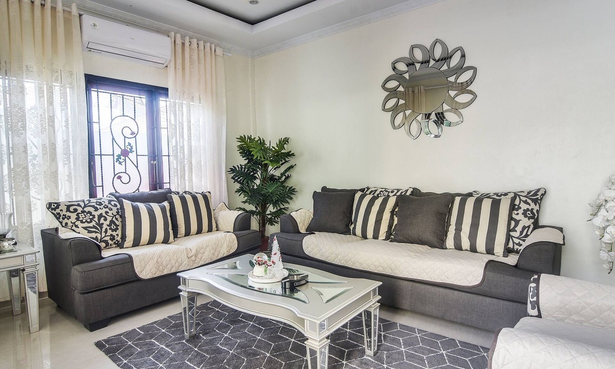 Grand Kawanua International City Hotel | Hotel O 3m Kost Dan Homestay
