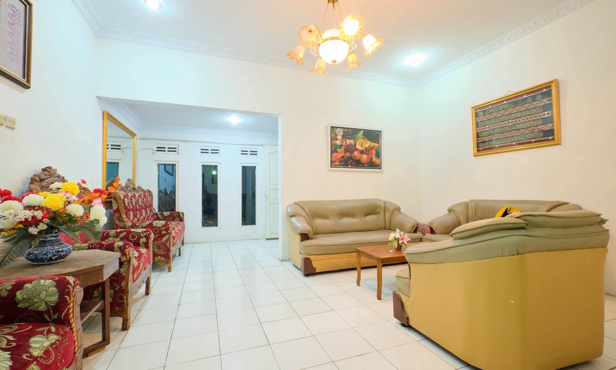 Central Yogyakarta Hotel | Hotel O Brosta