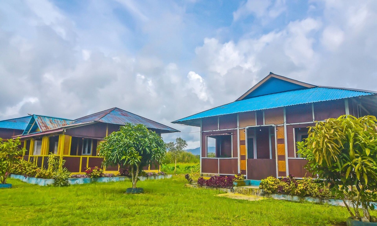Manado City Centre Hotel | Hotel O Filadelfia Resto & Penginapan Near Benteng Moraya