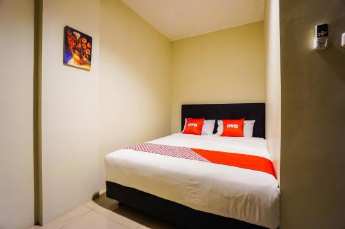 Manado City Centre Hotel | Hotel O Manado near Gereja Advent Tikala Baru formerly Rid's Hotel
