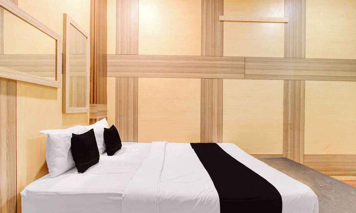 Depok Hotel | Hotel O near Maguwoharjo Stadium formerly Graha Ngaso