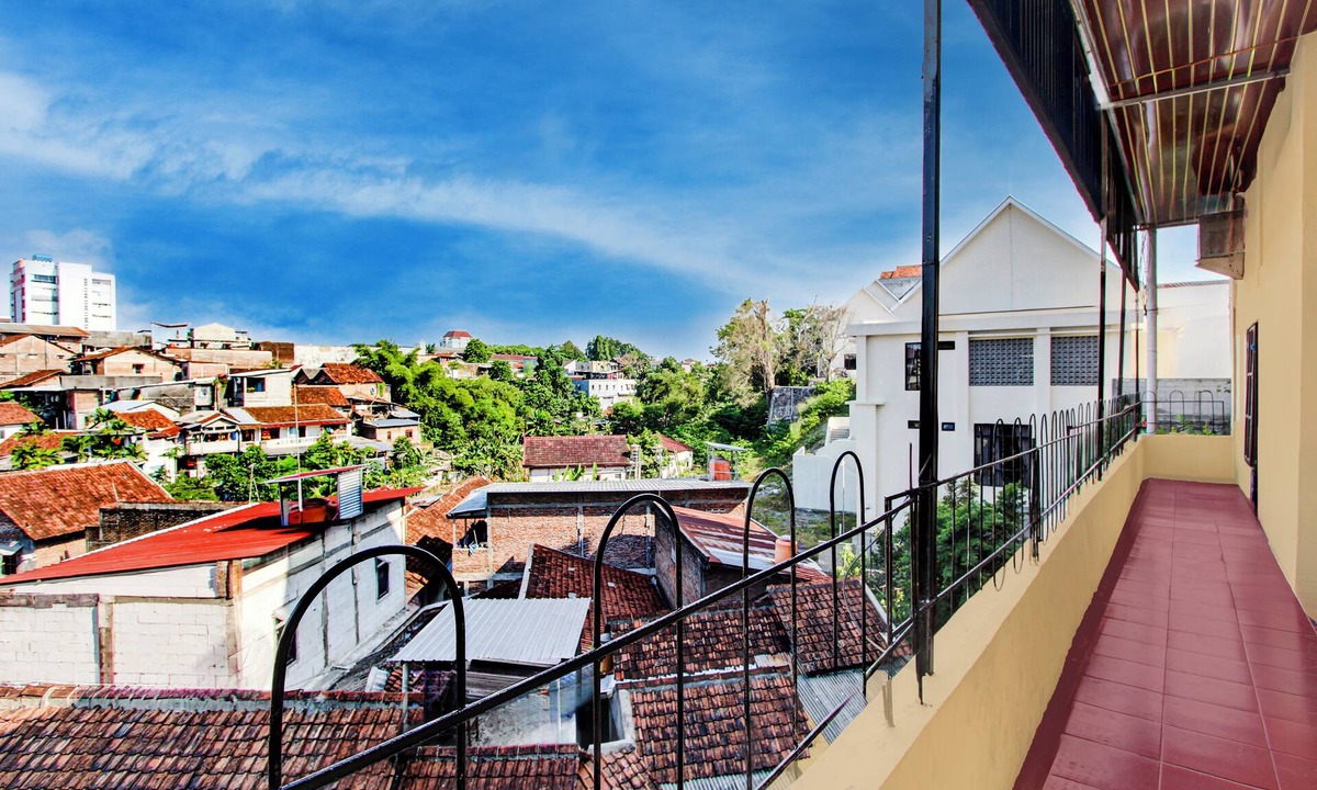 Pogung Lor Hotel | Hotel O Near Tugu Yogyakarta 2 formerly Monjali Inn