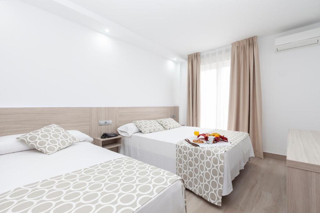 El Puig de Santa Maria Hotel | Hotel Olympia Ronda II