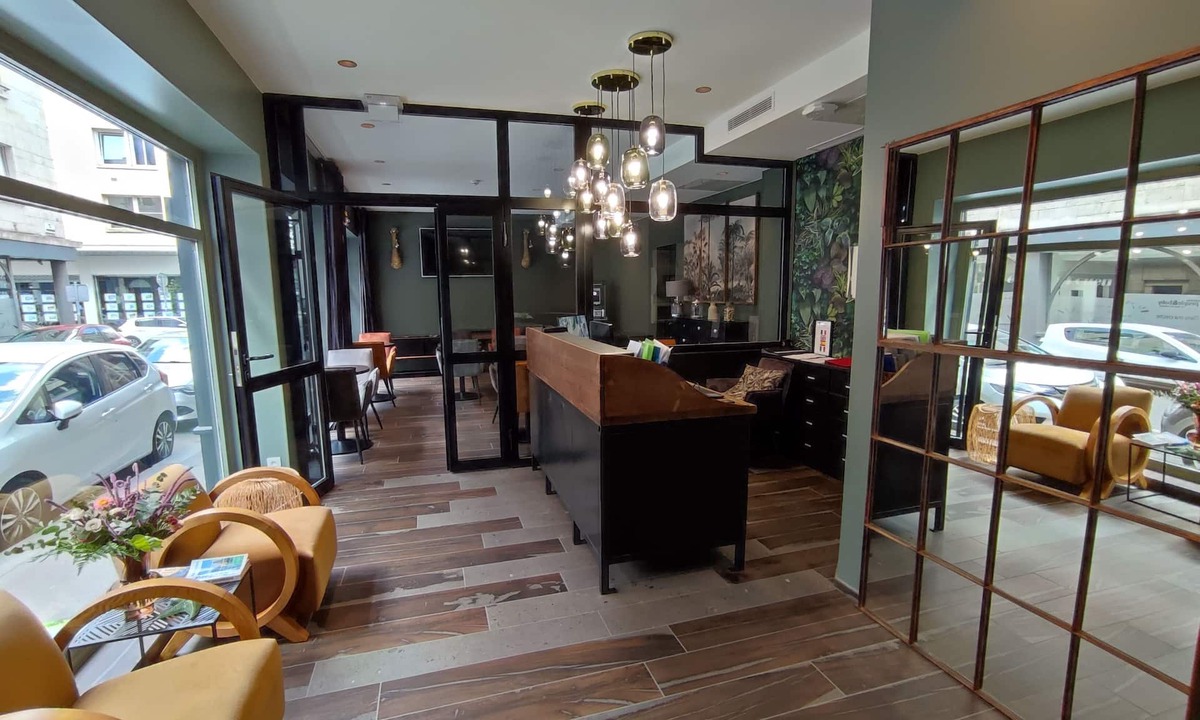 Quartier Vieux Marche-Cathedrale Hotel | Hotel Paulette