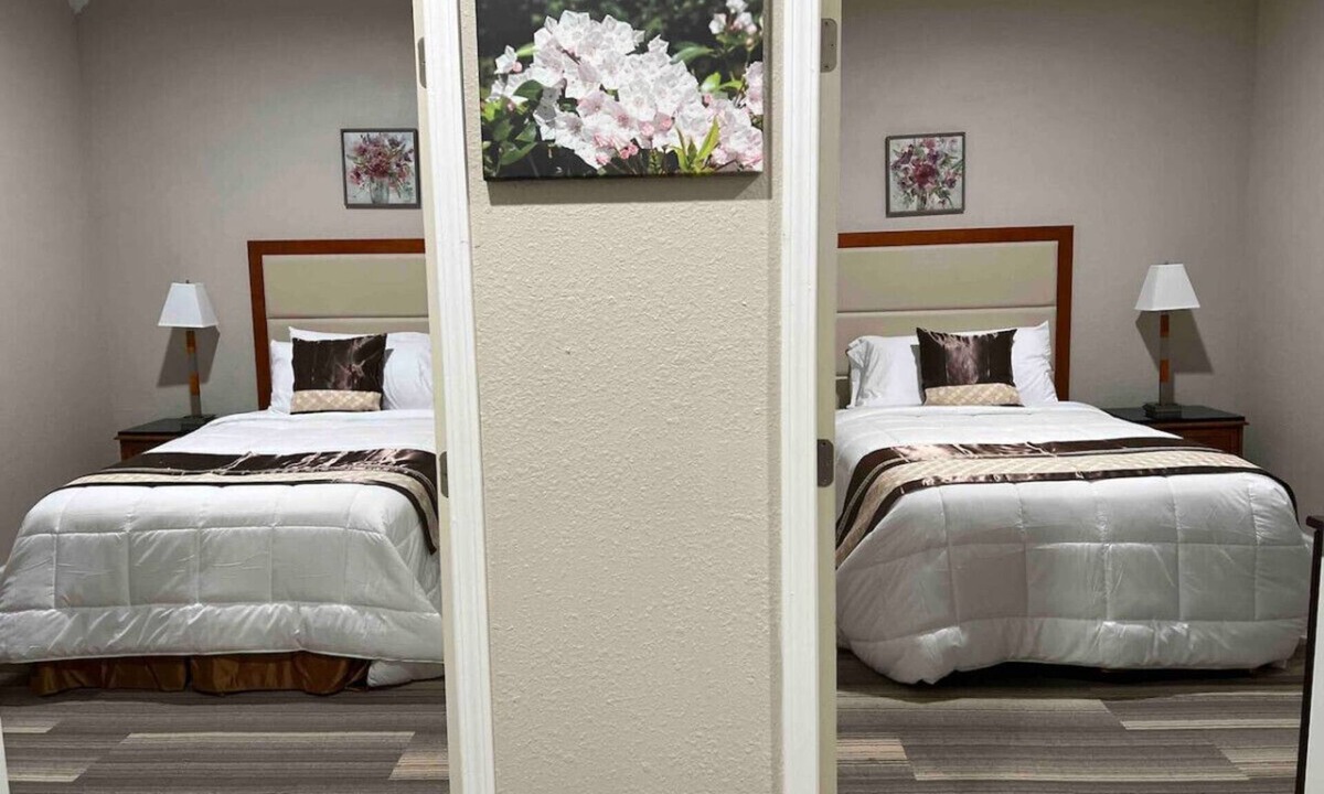 Laurel Hotel | Hotel Pinehurst- Laurel Suite 209
