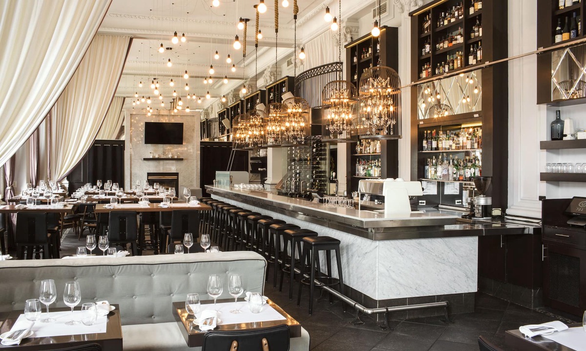 Old Montreal Hotel | Hotel Place d'Armes