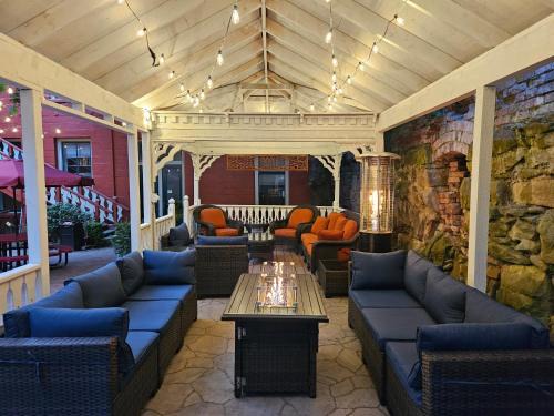 La Conner Hotel | Hotel Planter