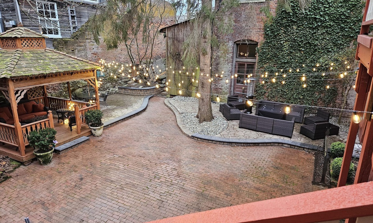 La Conner Hotel | Hotel Planter
