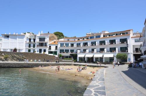 Portlligat Hotel | Hotel Playa Sol
