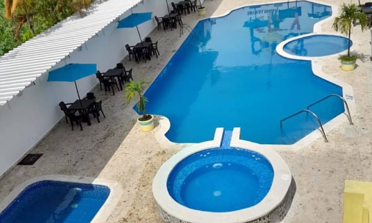 Bonao Hotel | Hotel pool city
