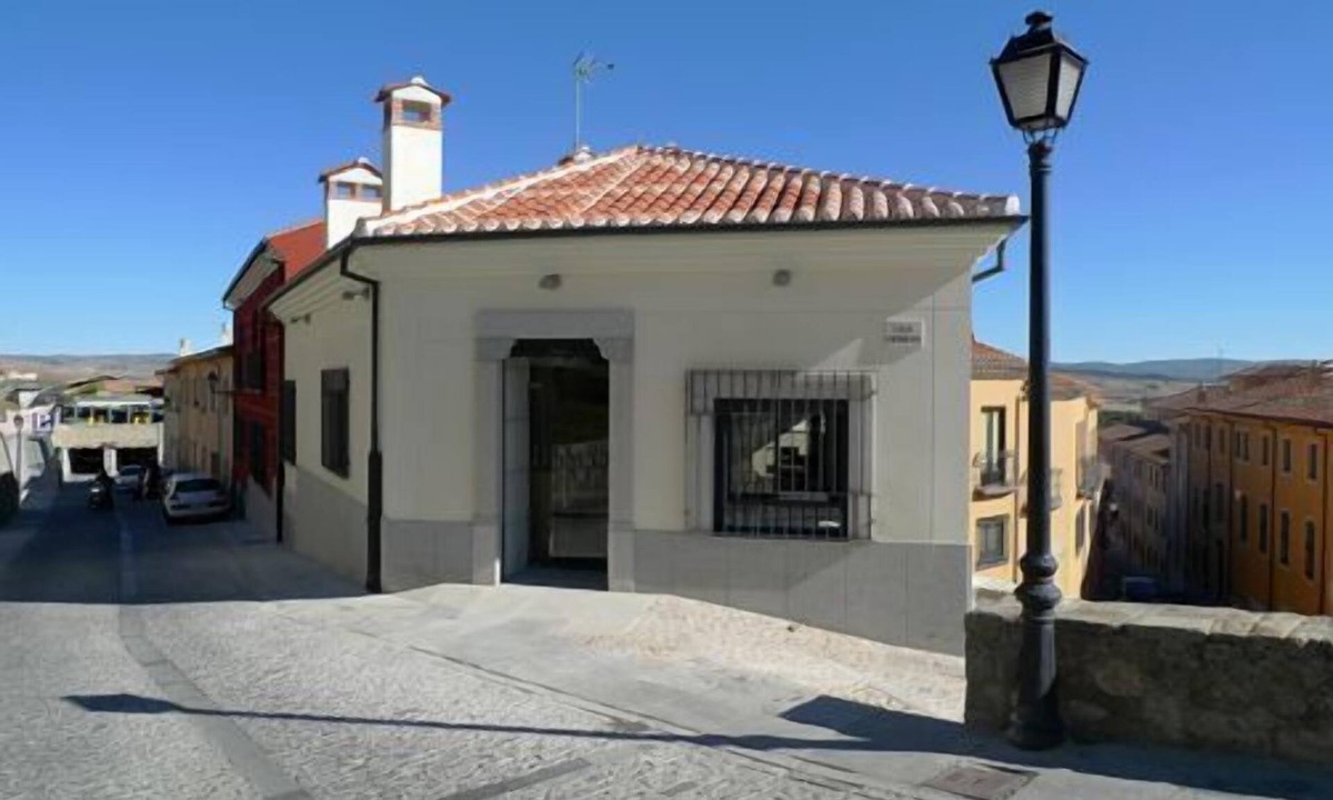 Old Town of Avila Hotel | Hotel Puerta de la Santa