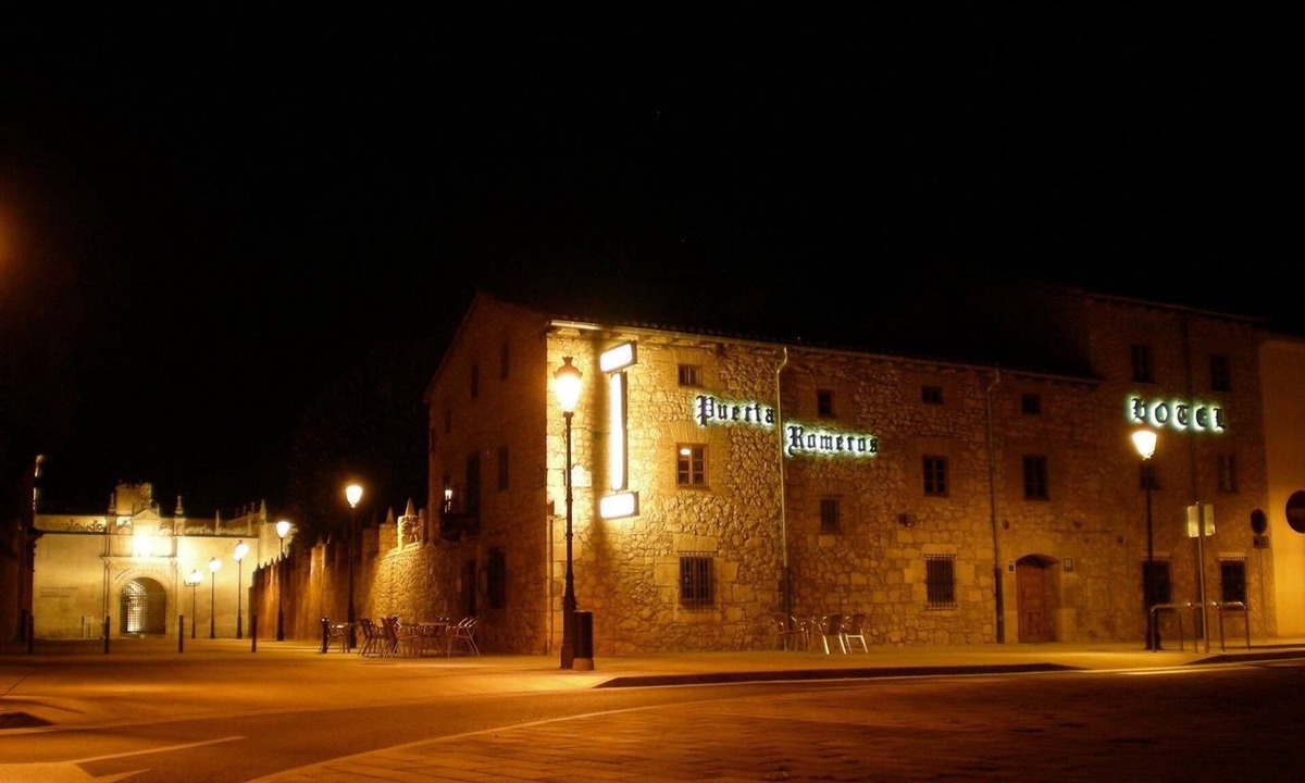 Burgos Hotel | Hotel Puerta Romeros