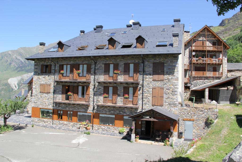 Taull Hotel | Hotel Rantiner