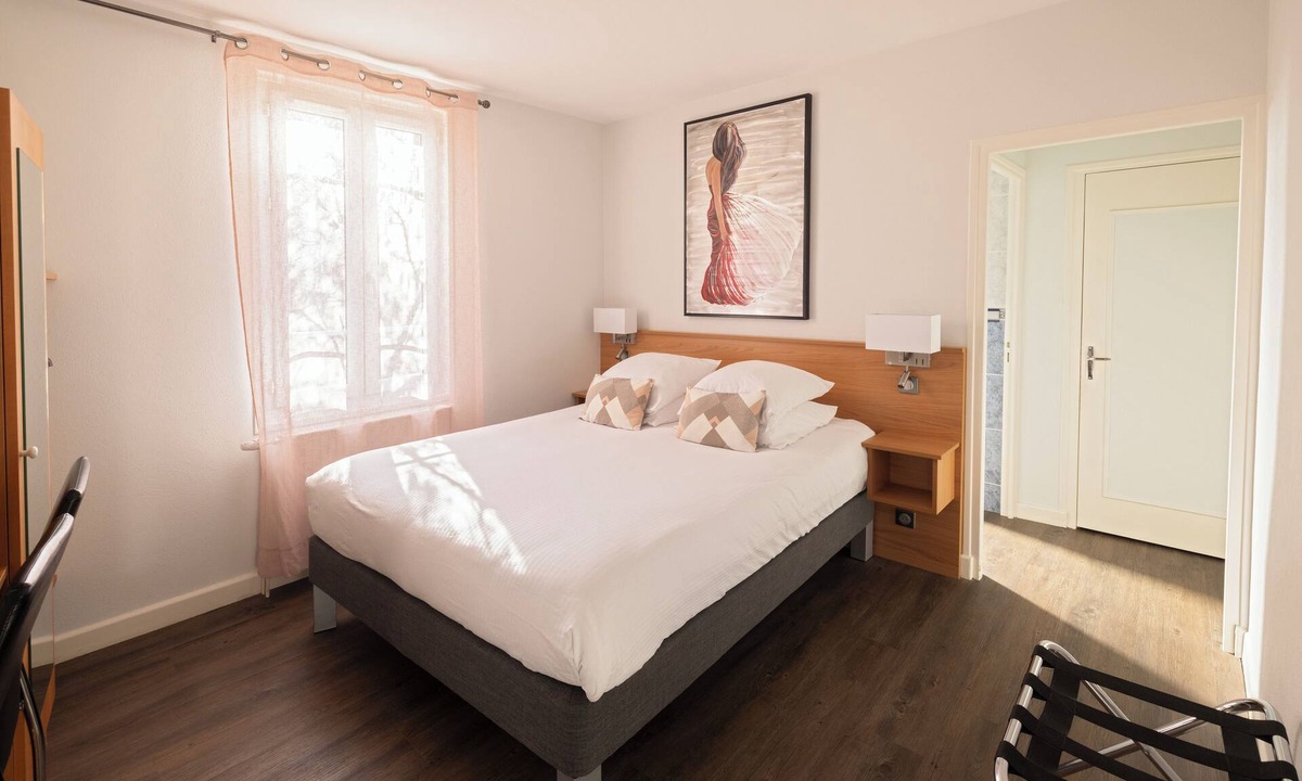 Jaligny-sur-Besbre Hotel | Hotel Restaurant de Paris