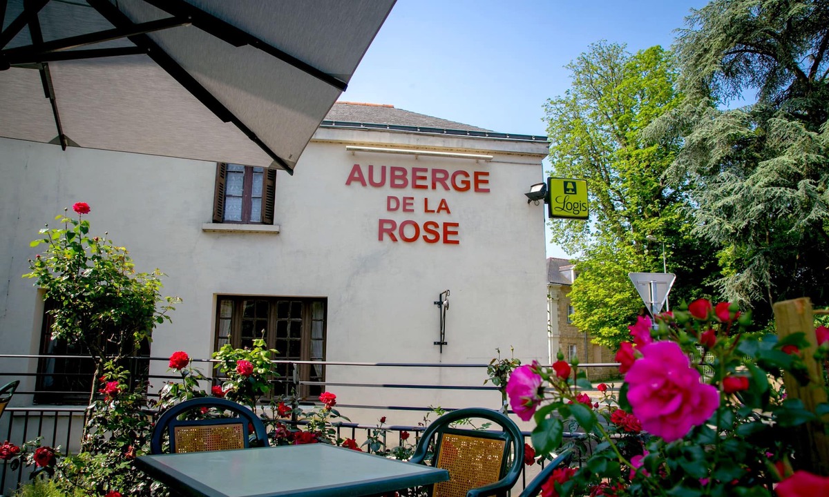 Doue-la-Fontaine Hotel | Hotel Restaurant Auberge de la Rose