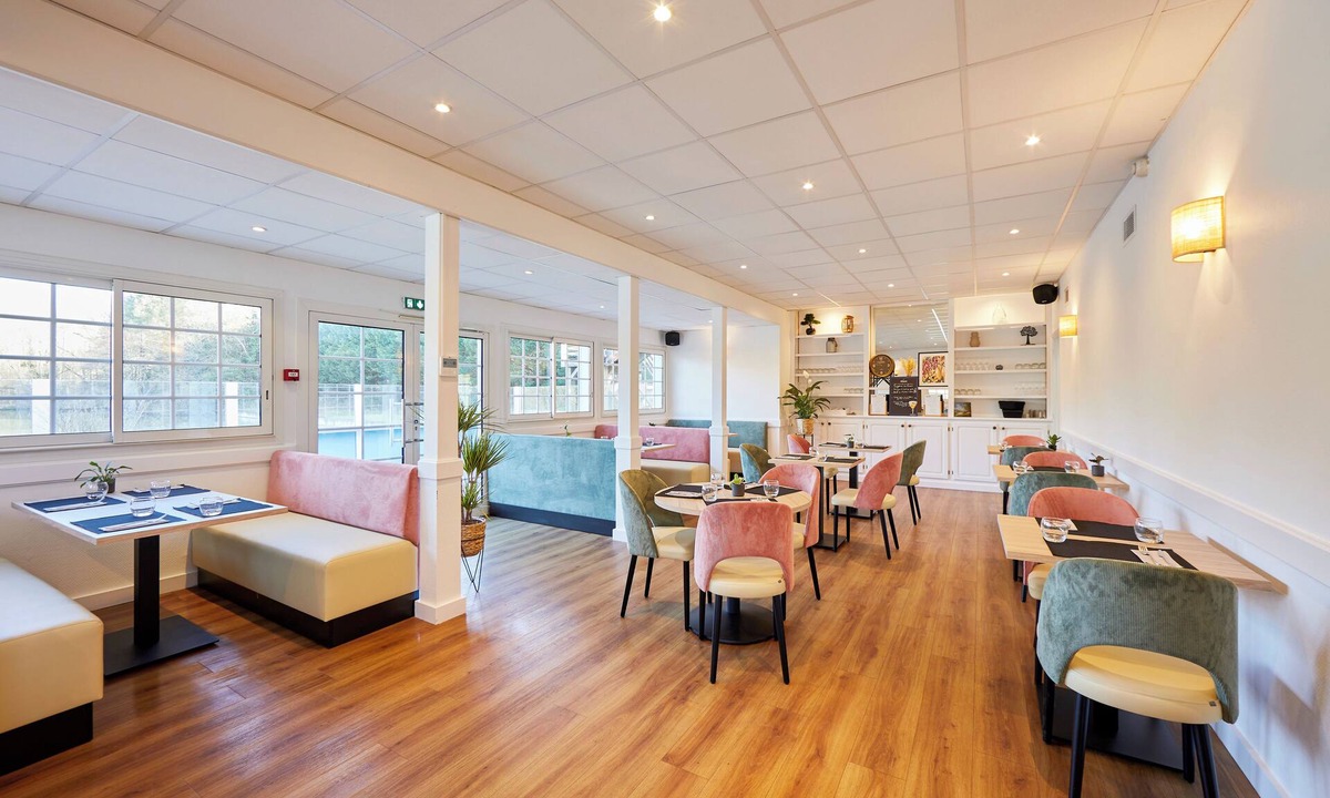 Crevin Hotel | HOTEL RESTAURANT BEL AIR