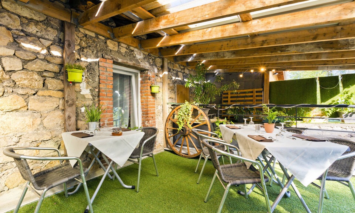 Vertolaye Hotel | Hotel Restaurant De La Dore