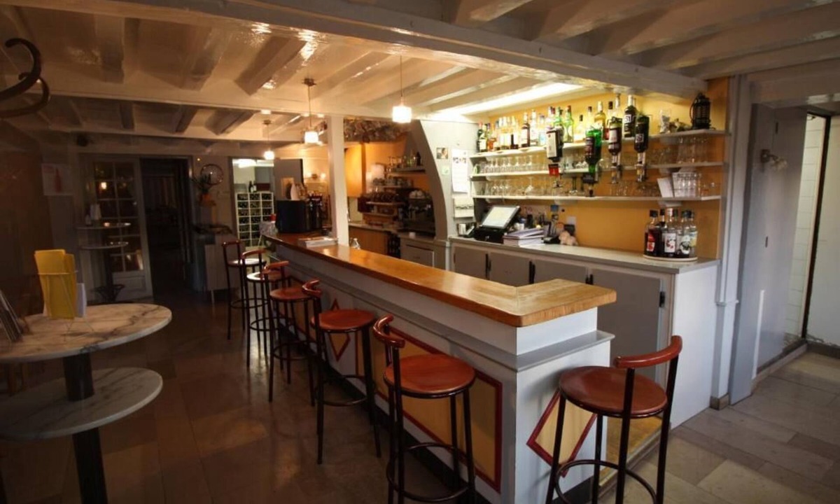 Cailly-sur-Eure Hotel | Hotel Restaurant Les Deux Sapins