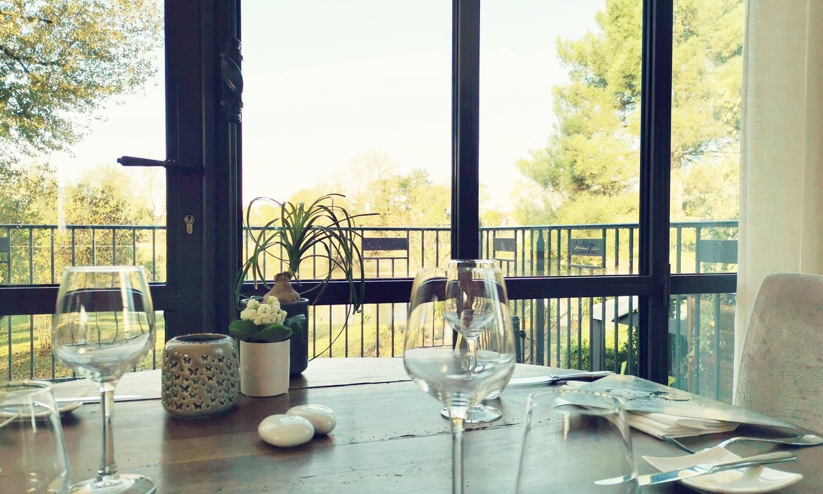 Les Ponts-de-Ce Hotel | Hotel Restaurant Le Bosquet
