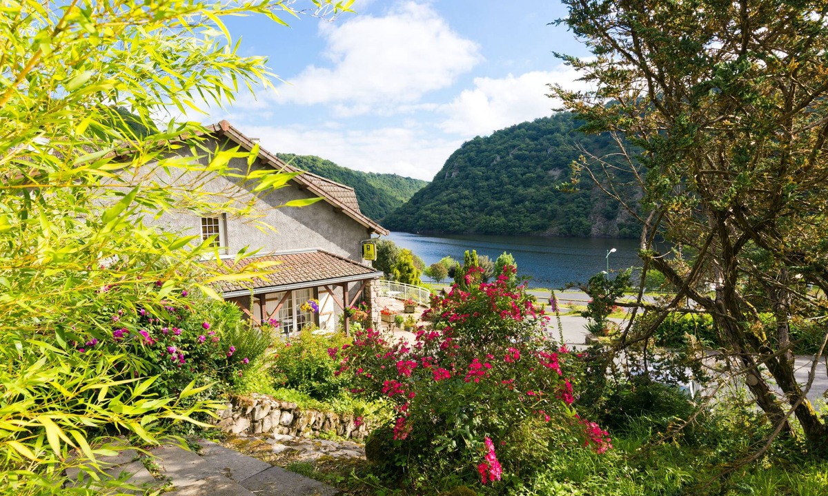 Miremont Hotel | Hotel Restaurant La Crémaillère