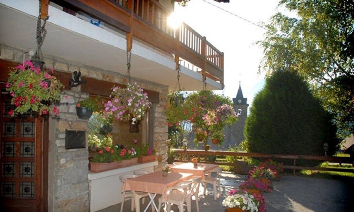 Villarembert Hotel | Hotel Restaurant Le Grillon