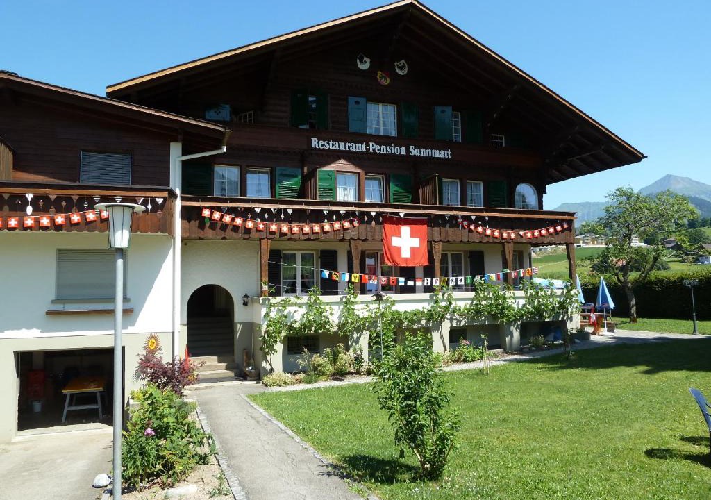 Aeschi bei Spiez House | Hotel Restaurant Sunnmatt