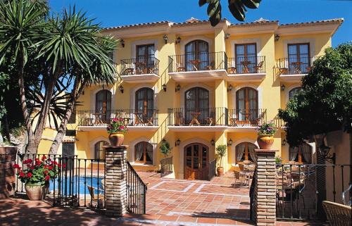 Creixell Hotel | Hotel Restaurante La Masieta