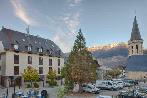 Vielha Hotel | Hotel Ribaeta