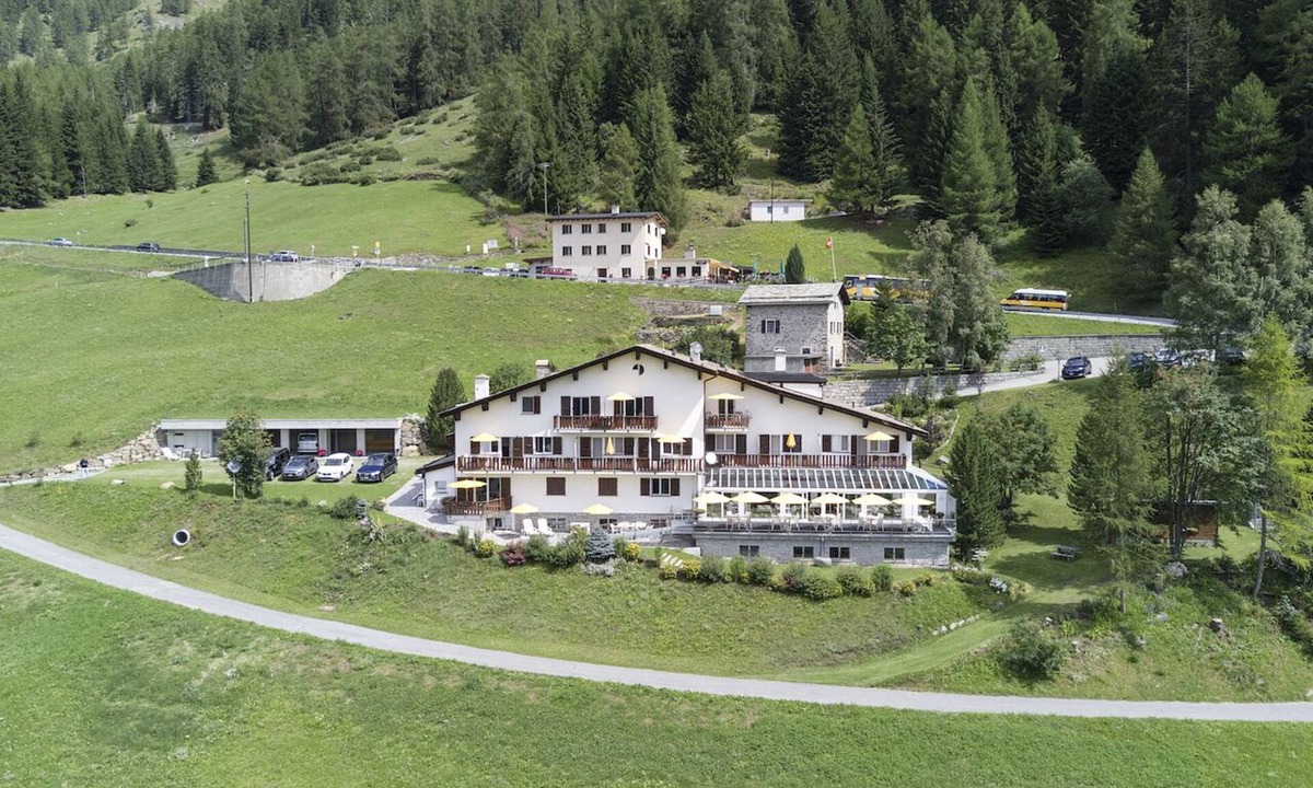 Poschiavo Hotel | Hotel Ristorante Zarera