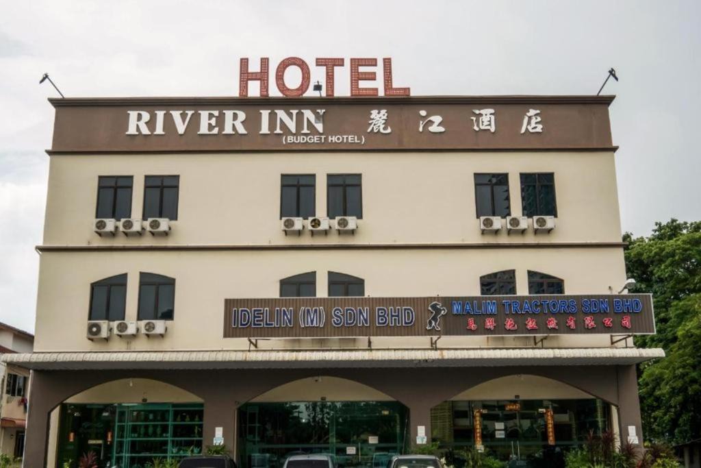 Butterworth Hotel | Hotel River Inn