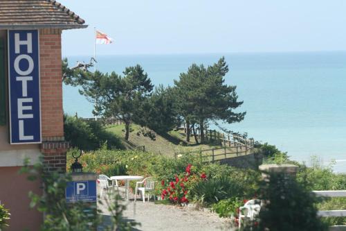 Mesnil-Val-Plage Hotel | Hotel Royal Albion