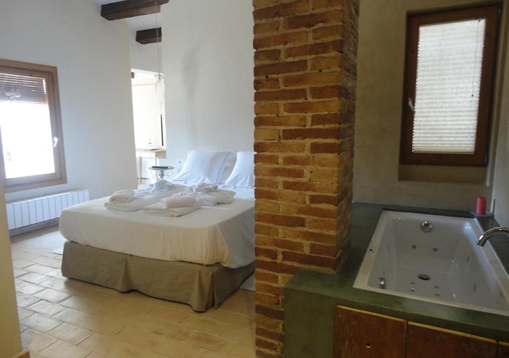 Els Guiamets Hotel | Hotel Rural Cal Torner Adults Only