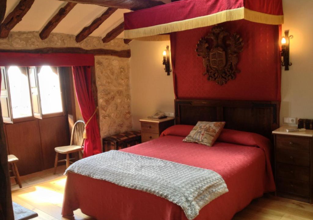 Maderuelo Hotel | Hotel Rural "El secreto del Castillo"