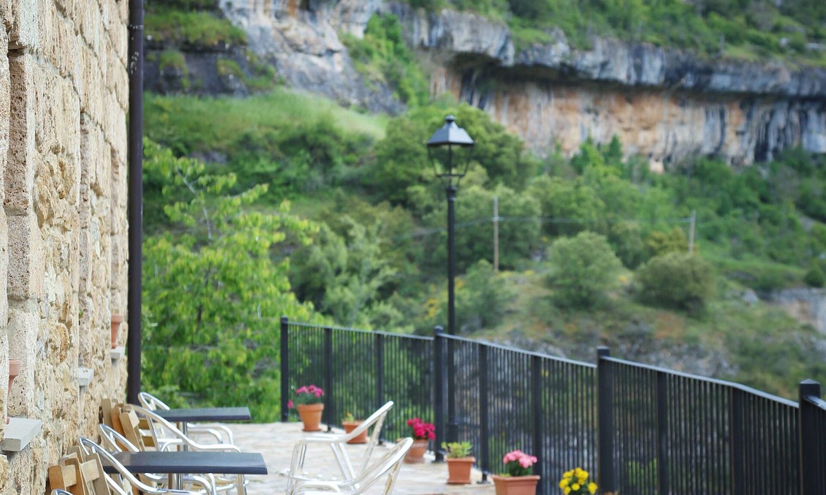 Orbaneja del Castillo Hotel | Hotel Rural La Puebla
