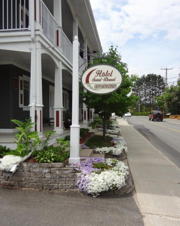 Saint Donat Hotel | Hotel Saint-Donat