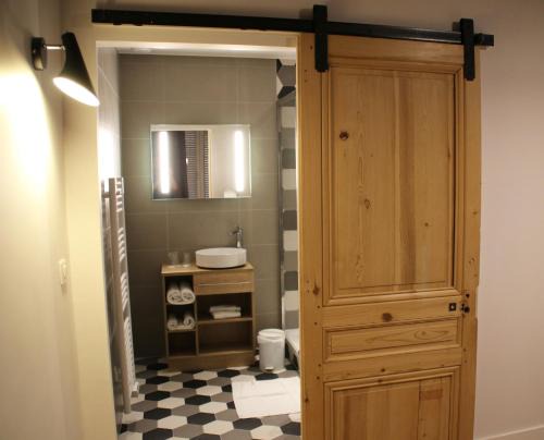 1st Arrondissement Hotel | Hotel Saint Vincent