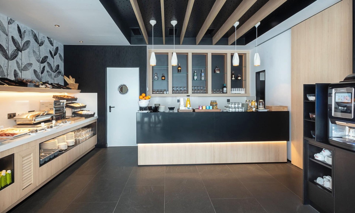 Vall de Uxo Hotel | Hotel Sercotel Plana Suites