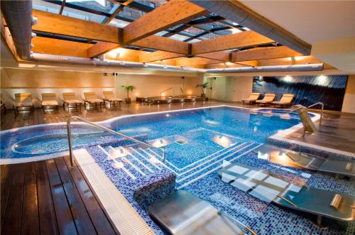 El Parc i la Llacuna del Poblenou Hotel | Hotel & Spa Villa Olimpica Suites