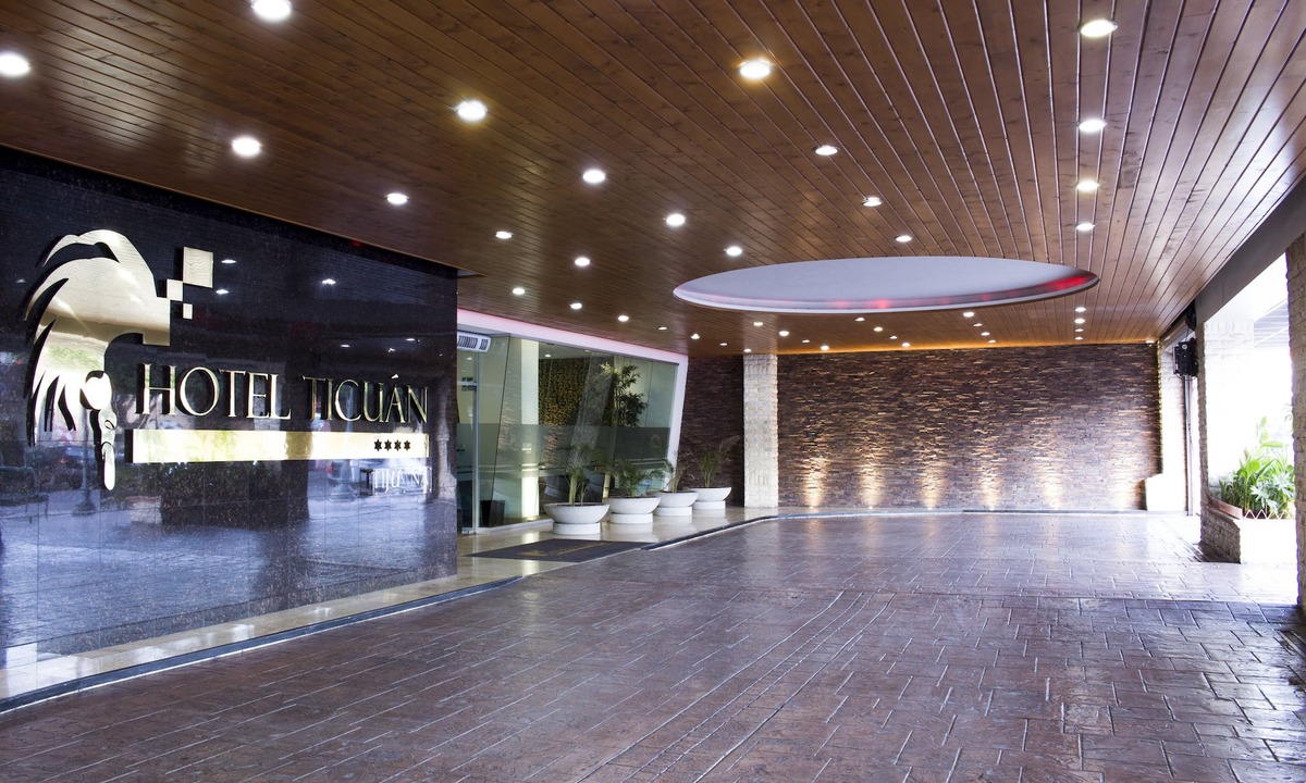 Avenida Revolucion Hotel | Hotel Ticuán