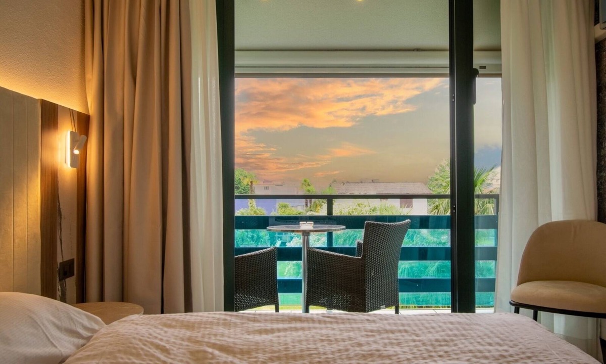 Arcegno Hotel | Hotel Tiziana