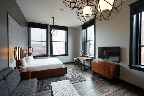 Downtown Springfield Hotel | Hotel Vandivort