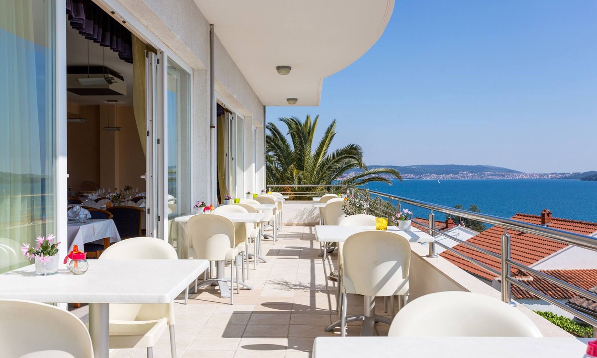 Seget Vranjica Hotel | Hotel Viktorija